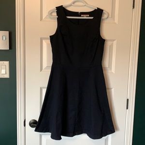 Women’s size 8 Tommy Hilfiger high dress